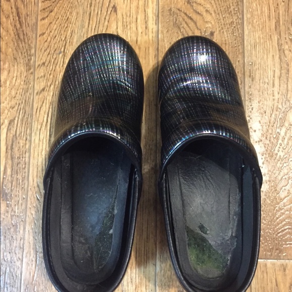 Clogs - Picture 2 of 4